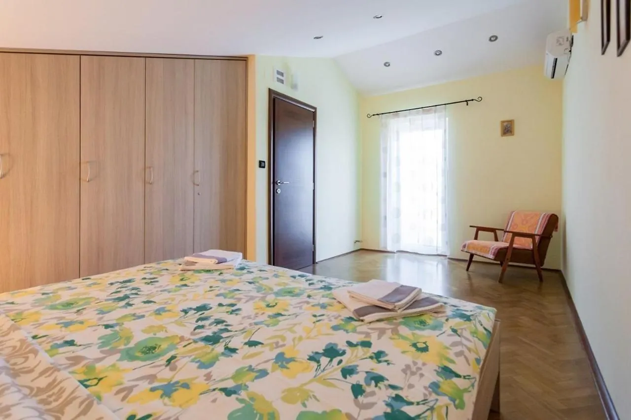 Apartment In Porat/Insel Krk 13159 Porat